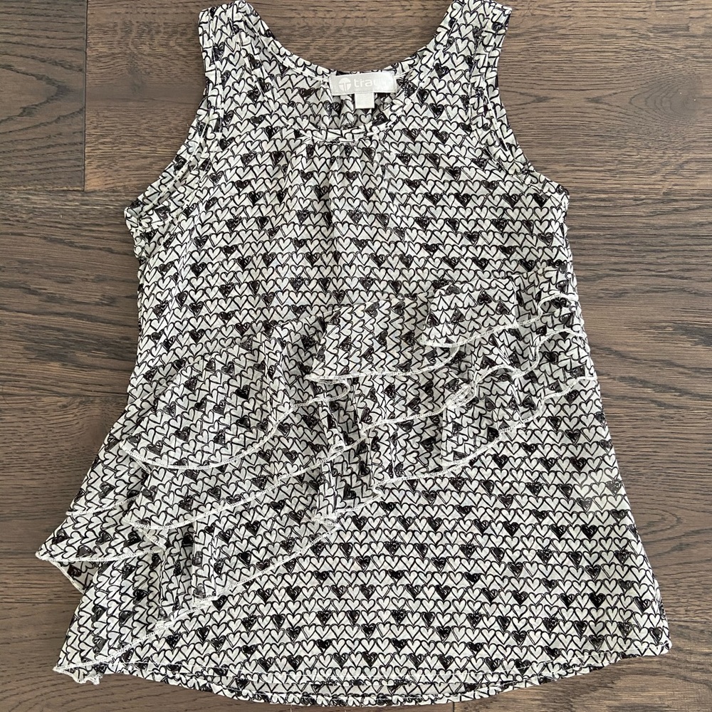 Tractr Kids Sleeveless Flowy Shirt
